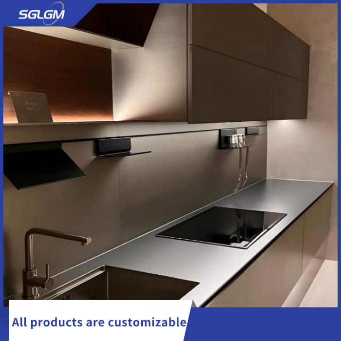 ছোট বেসপোক রান্নাঘর