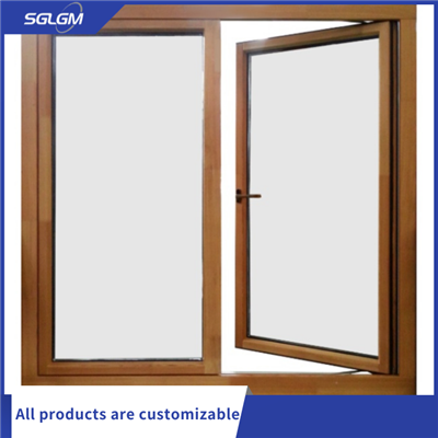 কারিগর কাঠের জানালা