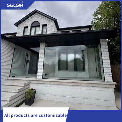 একক চকচকে প্যাটিও দরজা