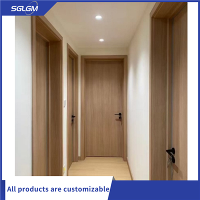 কঠিন কাঠ অভ্যন্তর দরজা